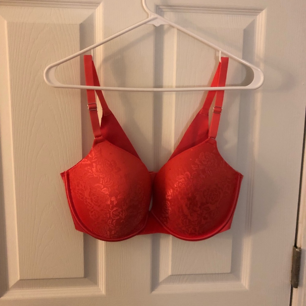 M Bra, Orange, Size 38D, **fits more like a 36C**
